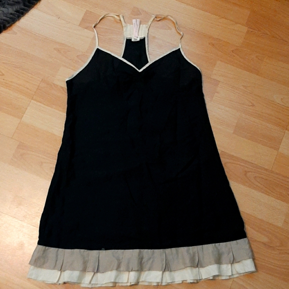 Dress slip